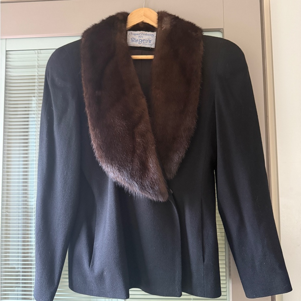 Vintage  Black Crepe Blazer with Mink Brown Fur Collar